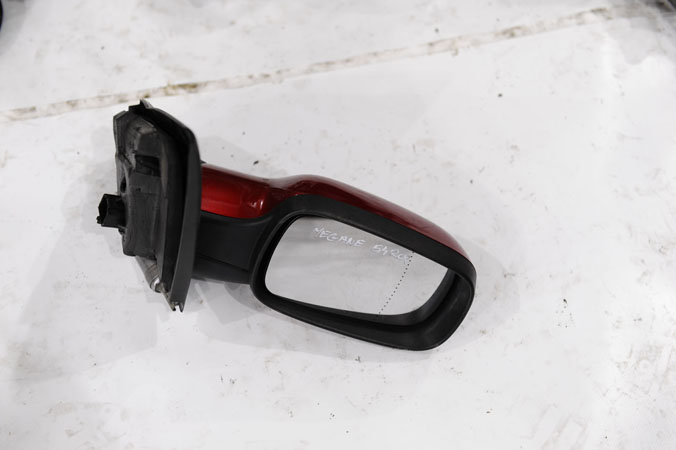 VEL SATİS ÇIKMA YEDEK PARÇA MEGAN2 AYNA